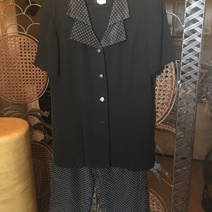 Polka dot pants suit